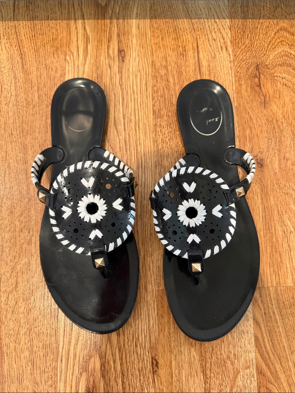 Jack Rogers Jelly Sandals Size 8 black and white